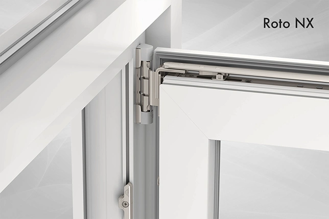 Roto NX: Beschlagsystem für große und schwere PVC-Fenster